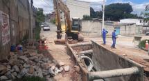 Obra de drenagem é iniciada no bairro Betim Industrial Obra de drenagem é iniciada no bairro Betim Industrial