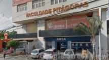 Alunos ficam presos no elevador da faculdade Pitágoras