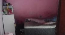 Suspeitos invadem casa e atiram contra homem deitado ao lado da esposa em Betim