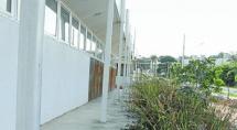 Obra de R$ 3,5 milhões está abandonada Obra de R$ 3,5 milhões está abandonada