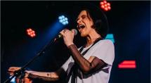 Marina Lima se apresenta na Praça Milton Campos em Betim