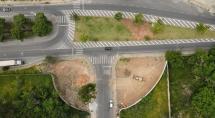 Prefeitura constrói rotatória em frente à UPA Norte