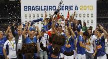 Betim recebe a visita da taça do Tricampeonato do Cruzeiro Betim recebe a visita da taça do Tricampeonato do Cruzeiro